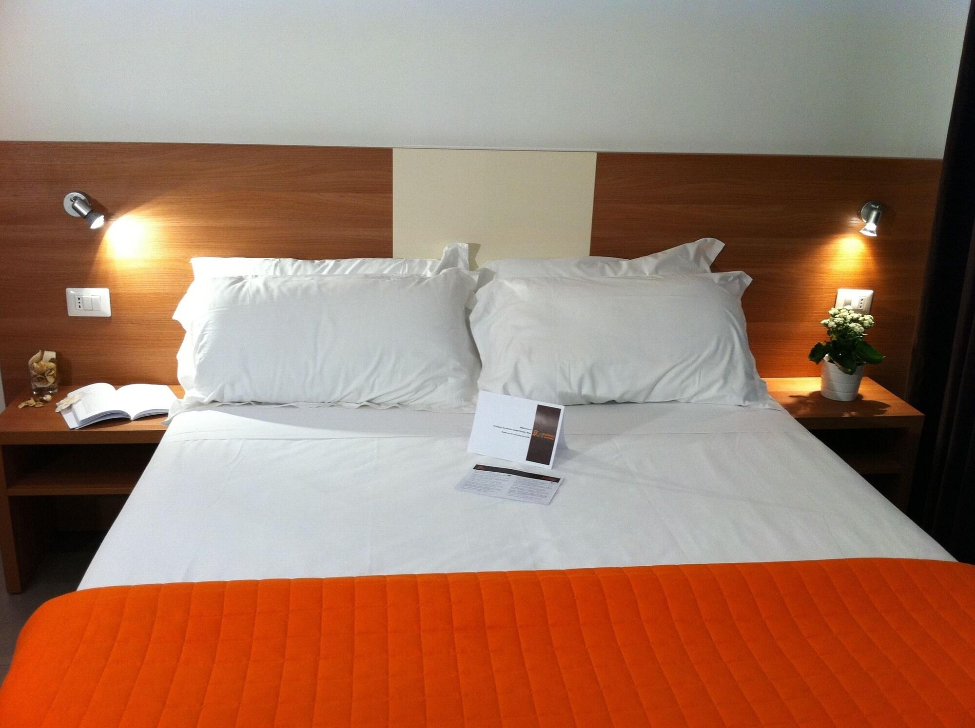 Holidays S.Lorenzo Guest House New Roma Exterior foto