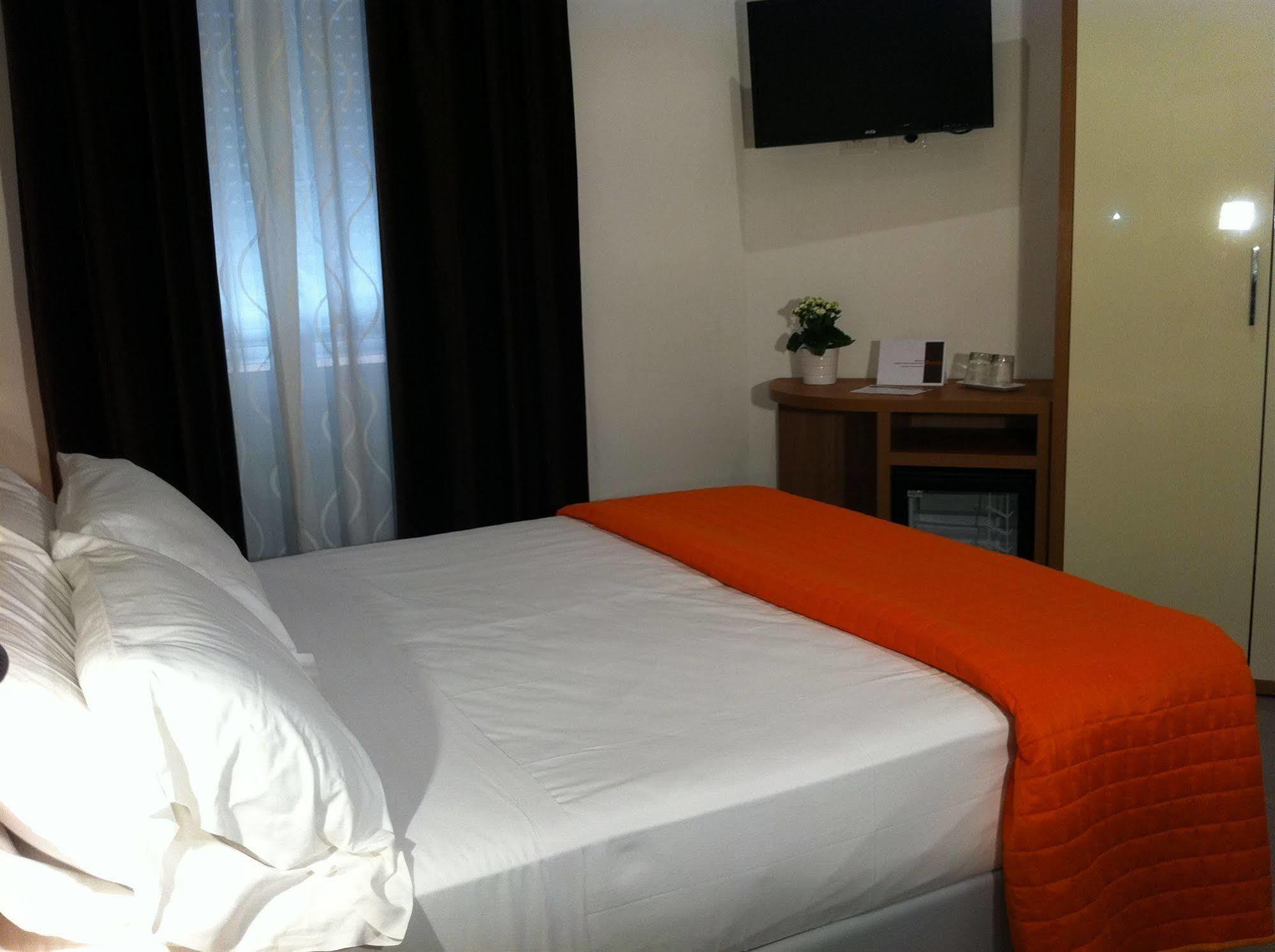 Holidays S.Lorenzo Guest House New Roma Exterior foto